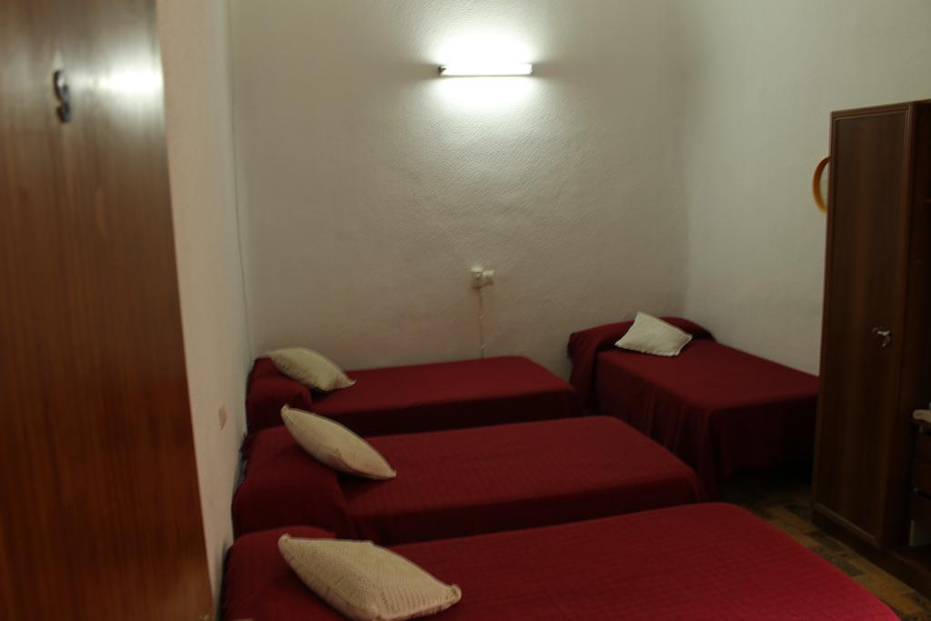Hostal Xucar 마드리드 객실 사진